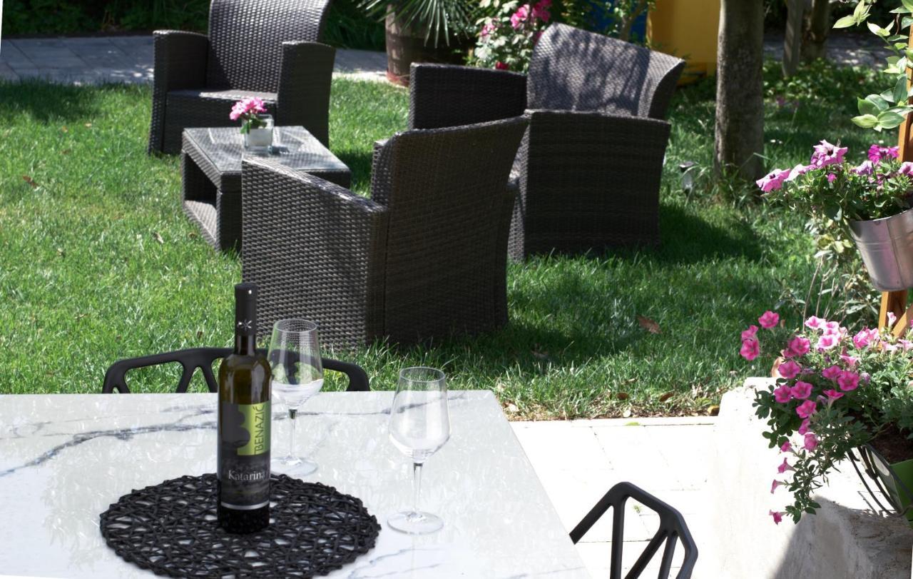 Wine Garden Holiday Home PUY Exterior foto